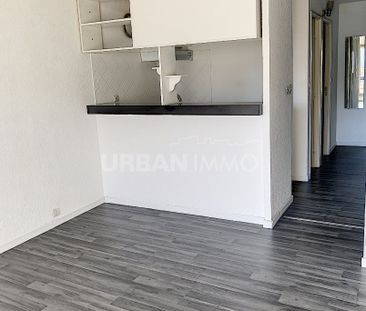 Location Appartement 2 pièces 38m² LA GRANDE MOTTE 34280 - Photo 4