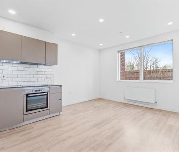 2 bedroom apartment to rent - Photo 3