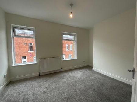 25 Rutherglen Street, Belfast, BT13 3LR - Photo 2