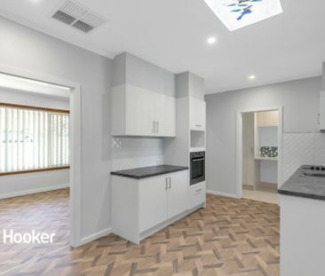 Neat and Tidy Family home! - Photo 5