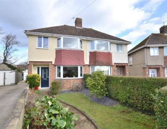 3 bedroom semi-detached house to rent - Photo 1