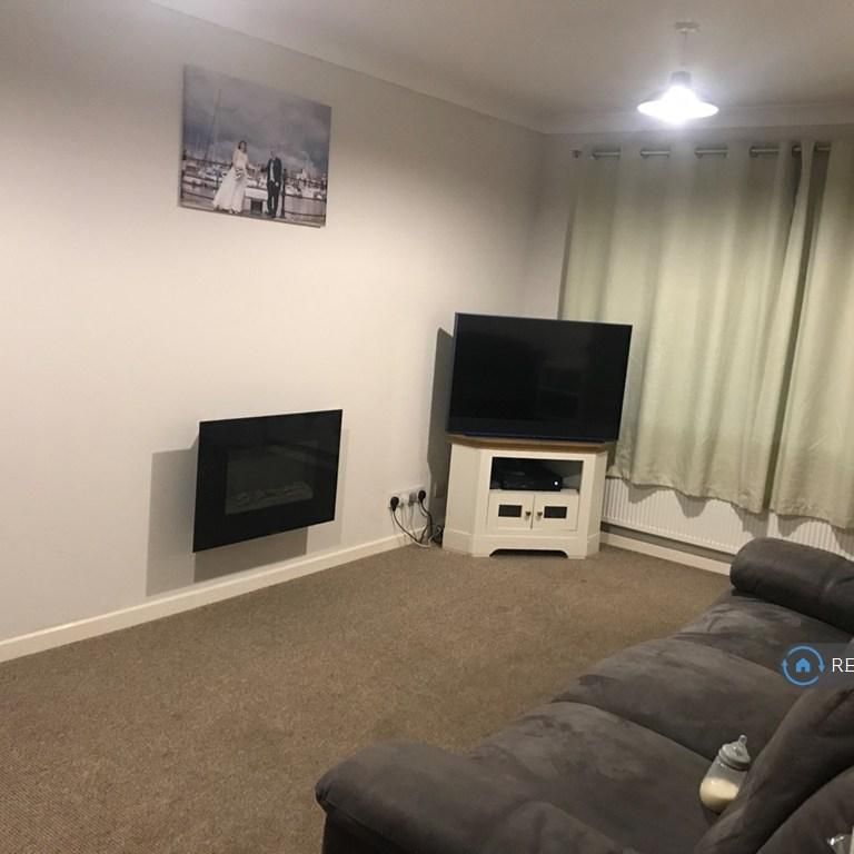 2 bedroom bungalow to rent - Photo 1