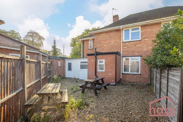1 bedroom end of terrace house to rent - Photo 1