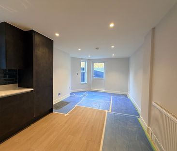 2 Bed Flat, Portnall Road, W9 - Photo 4