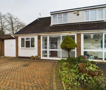 4 bedroom semi-detached house to rent - Photo 3