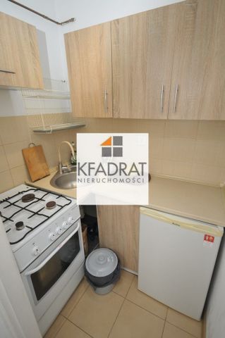 przytulna kawalerka w centrum - Zdjęcie 4