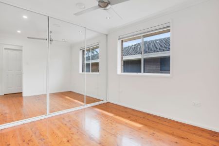 Lakeside Living at Its Best – 78 The Esplanade, Oak Flats - Photo 4