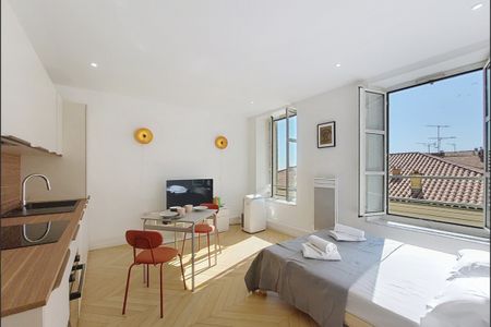 Port de Nice - studio de 26 M2 meublé - à louer - Photo 3