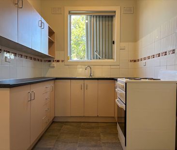 Comfortable Family Home in Elizabeth East - Photo 3