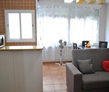 Apartment - Torremolinos (Centro) - Photo 4