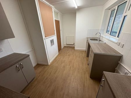 4 Bed Flat, Cazenove Road, N16 - Photo 5