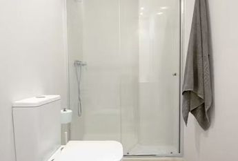 Calle Salamanca, Valencia, Valencian Community 46005