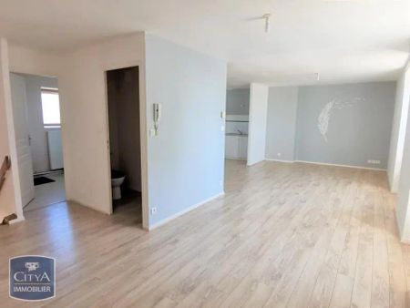 Appartement à louer 3 pièces 81.02m² - Photo 2
