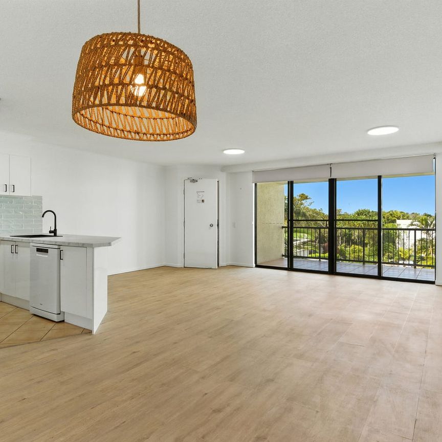 Absolute Beachfront Living! - Photo 1