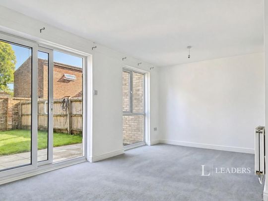 3 bedroom house to rent Brookfurlong, Peterborough, Cambridgeshire, PE3 - Photo 1