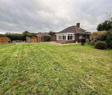 Heathy Close, Barton On Sea, New Milton, Hampshire, BH25 - Photo 6