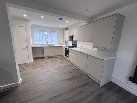 3 bedroom house to rent - Photo 4