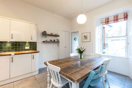 13 Almondbank Terrace - Photo 3