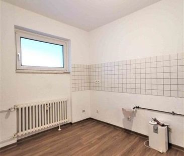 Großzügige 2-Zi.-Whg. mit Tageslichtbad und Balkon - Foto 1