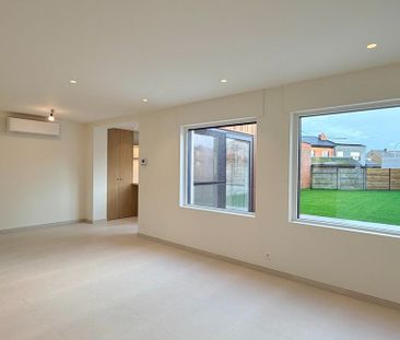 Woning te huur in Izegem voor € 975 met 3 slaapkamers - Photo 2