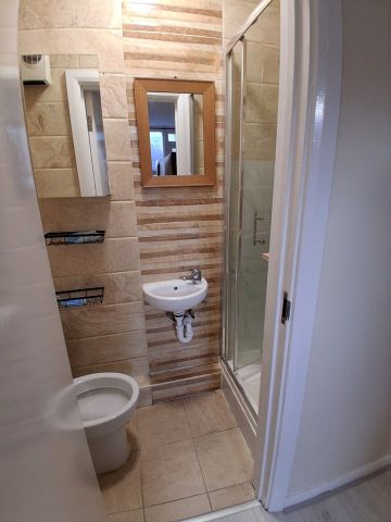 Studio Flat, Durlston Road, E5 - Photo 5
