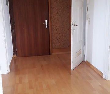 Exposé 2703 • Zu Hause in einer 3 ZKB Wohnung mit interessantem Bli... - Photo 1