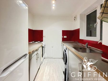 Rookley Court, Linnet Way, Purfleet, RM19 - Photo 5