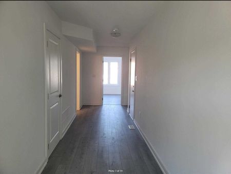 For Lease - 35 Blue Forest Crescent, Barrie, Ontario - Photo 4