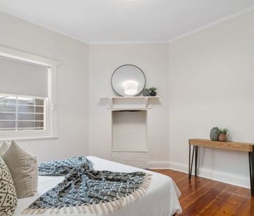 Character-filled Family Home - Photo 3