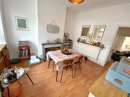 2 bedroom terraced house to rent - Photo 4