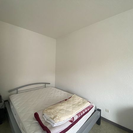 RUE CHARLES LEGENDRE, T1 meublé de 27m² avec parking ! - Photo 3