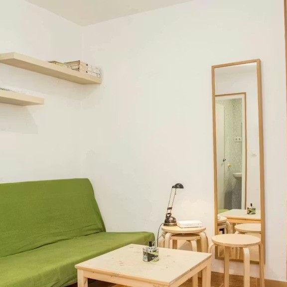 Carrer de Valldonzella, Barcelona, Catalonia 08001 - Photo 1