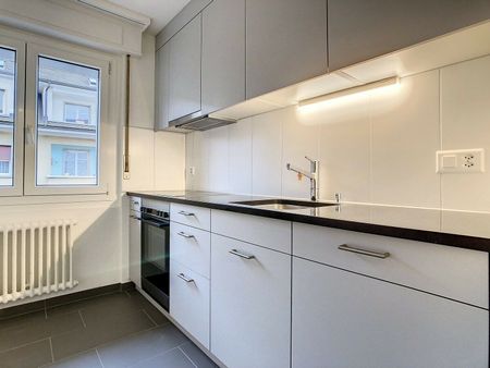 APPARTEMENT DE 2 PIECES ENTIEREMENT RENOVEE EN 2021! - Foto 2