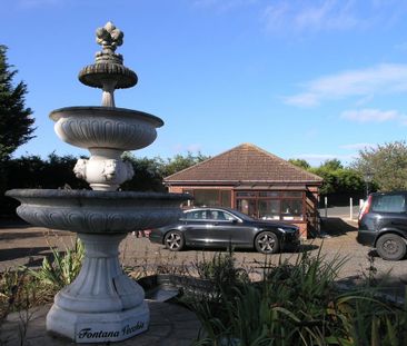 2 bedroom detached house to rent - Photo 6