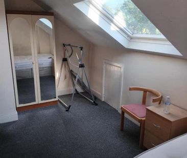 House to rent - Photo 3