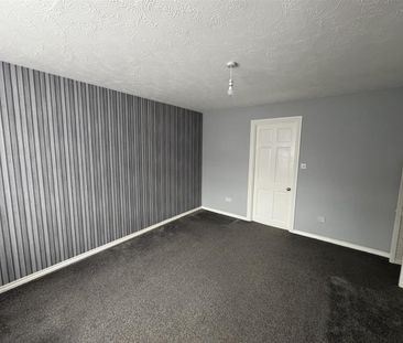 Hartley Close, Hartlepool - Photo 4