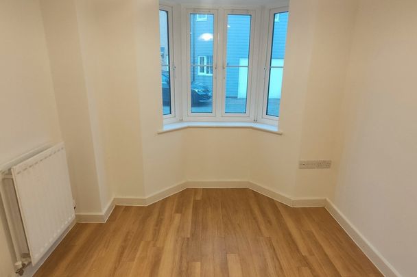 Hornbeam Avenue - Photo 1