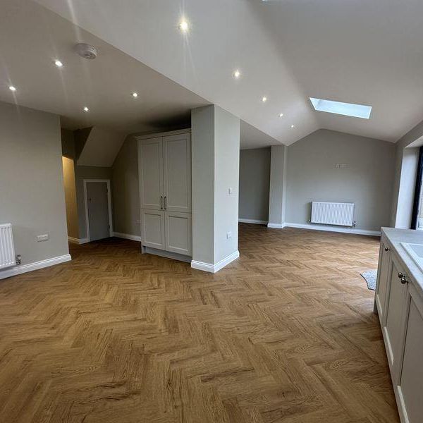 4 bedroom detached house to rent - Photo 1