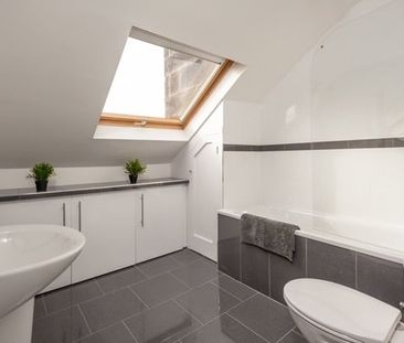 Room in a Shared Flat, Kirk Street, EH6 - Photo 1