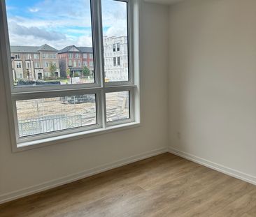 For Lease - 26 Lytham Green Circle Unit# 13, Newmarket, Ontario - Photo 5