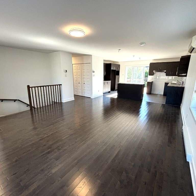 Maison à louer St-Janvier (haut maison avec bachelor) - Photo 1