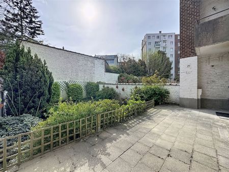 Appartement 1 chambre avec jardin - Photo 4