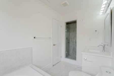 For Lease - 6399 Spinnaker Circle Unit# 14, Mississauga, Ontario - Photo 2