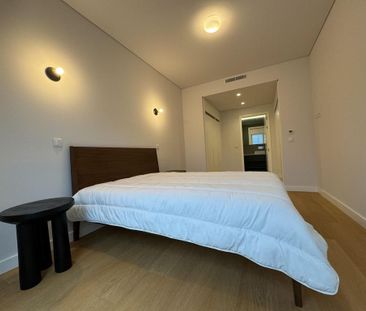 2 room luxury Flat for rent in Lisbon, Portugal - Photo 1