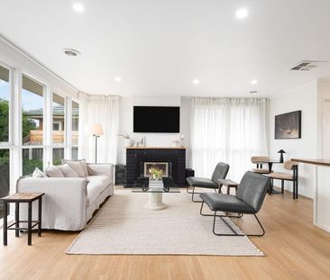 Classic Charm Meets Contemporary Style - Photo 3
