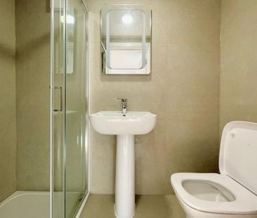 Studio to rent - Photo 6