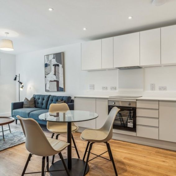 Bath Road, Slough, Berkshire,SL1 - Photo 1