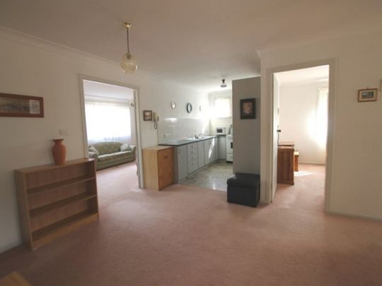 Three bedroom home in quiet surrounds. - Photo 1