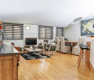 AIX EN PROVENCE - A LOUER - T3 MEUBLE EN CENTRE VILLE - Photo 1