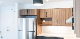 LOGEMENT DE 2CC À LOUER - NEUF - Photo 2